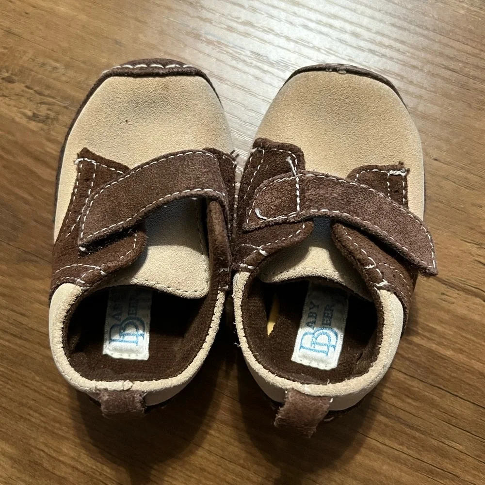 Baby Deer Vintage 80s Brown and Tan Suede Baby Shoes Size 2